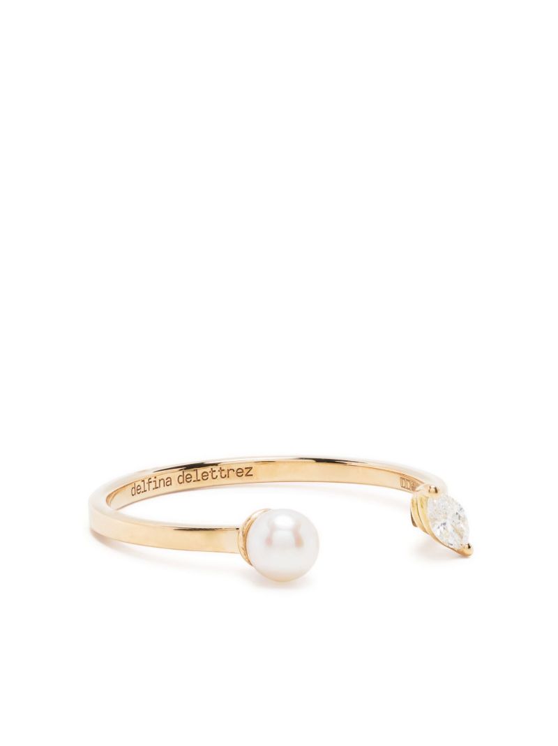 18k Yellow Gold Dots Pearl and Diamond Ring