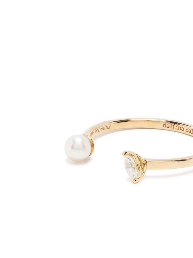 18k Yellow Gold Dots Pearl and Diamond Ring