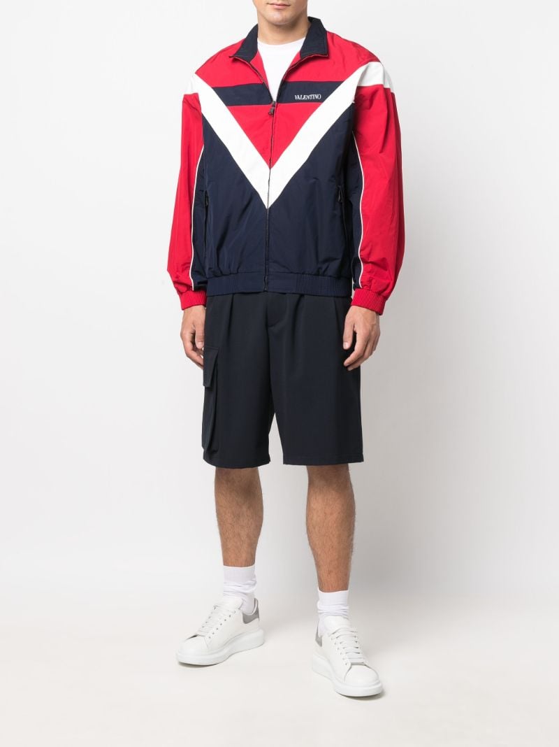 White V-logo Print Sports Jacket