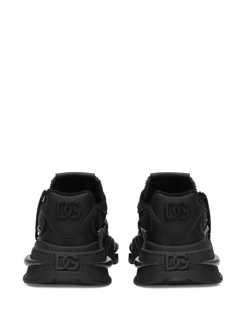 Black Airmaster Sneakers