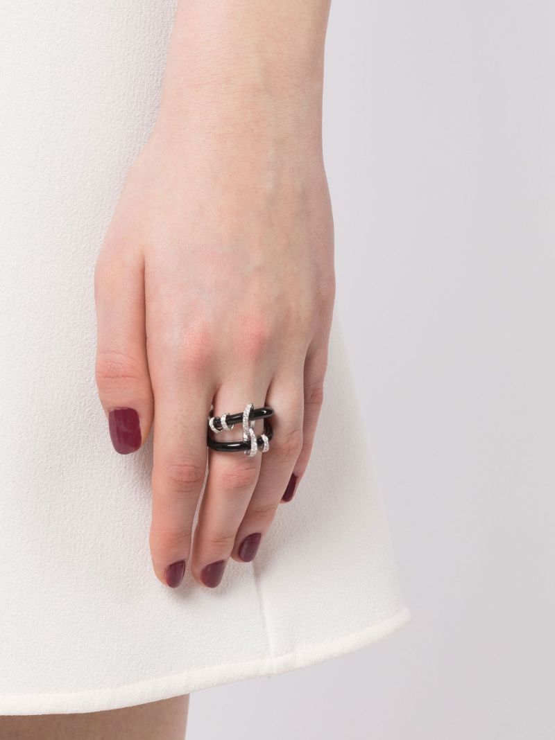 18k White Gold Oui Diamond Ring