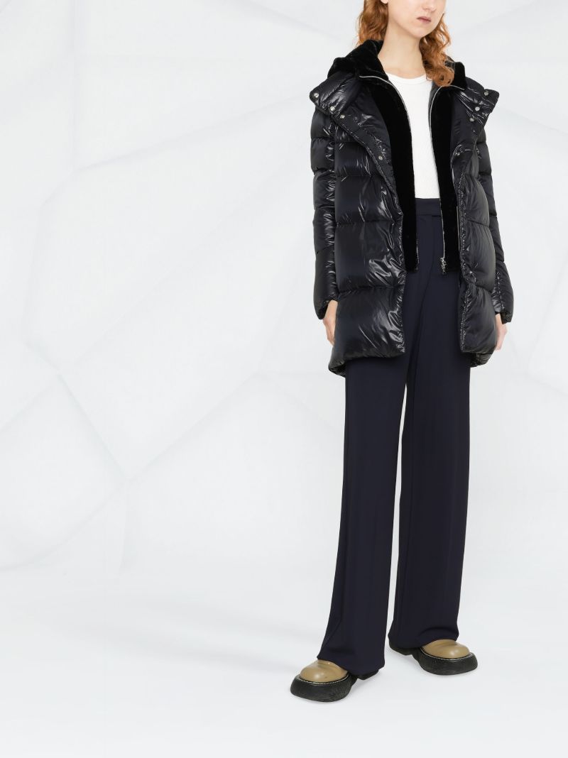 Black Ultralight Puffer Jacket