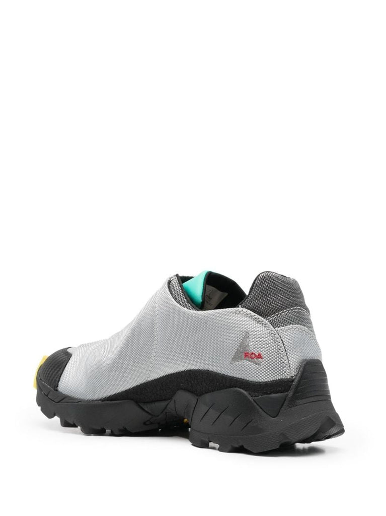 X Roa Black Minaar Panelled Hiking Sneakers