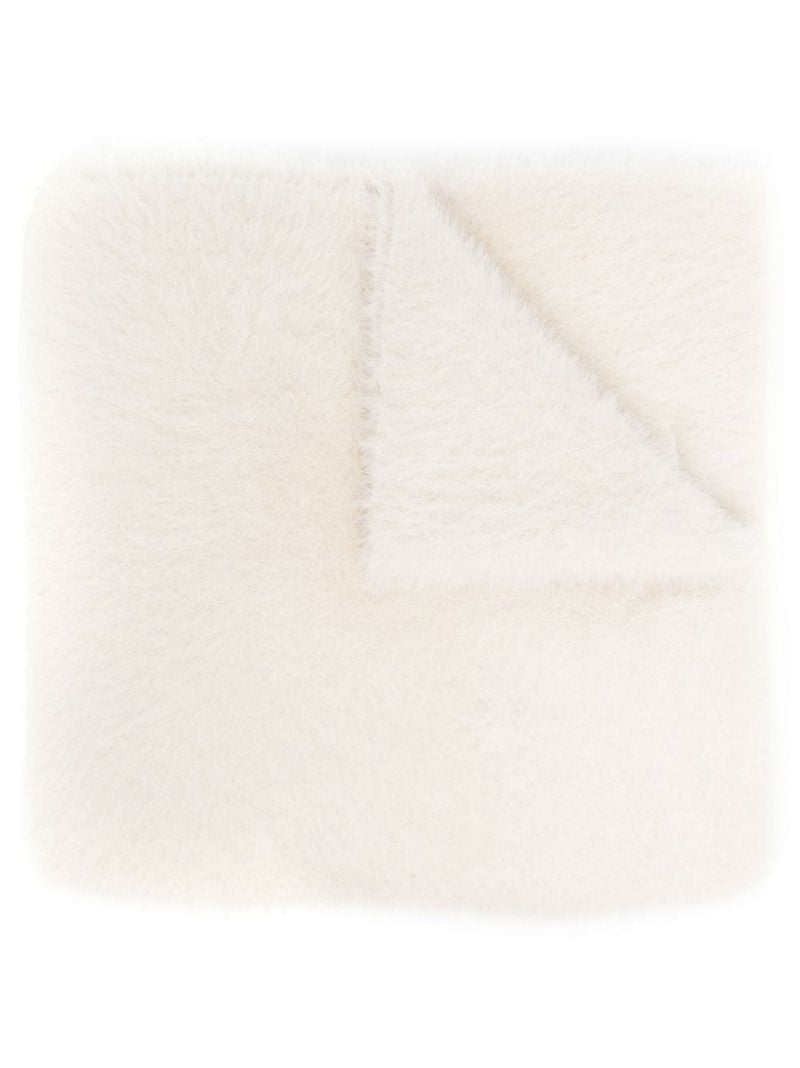 White L'Ã_x0083_Â©charpe Neve Fluffy Scarf