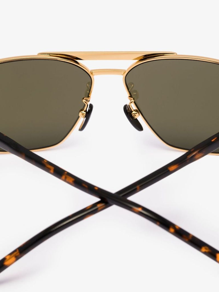 Gold Tone Aviator-style Sunglasses