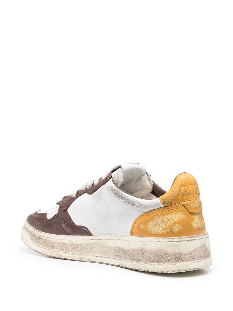 White Super Vintage Leather Sneakers