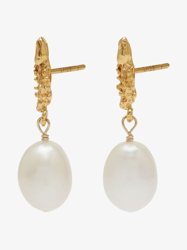 Gold-plated the Lustre of the Moon Pearl Earrings