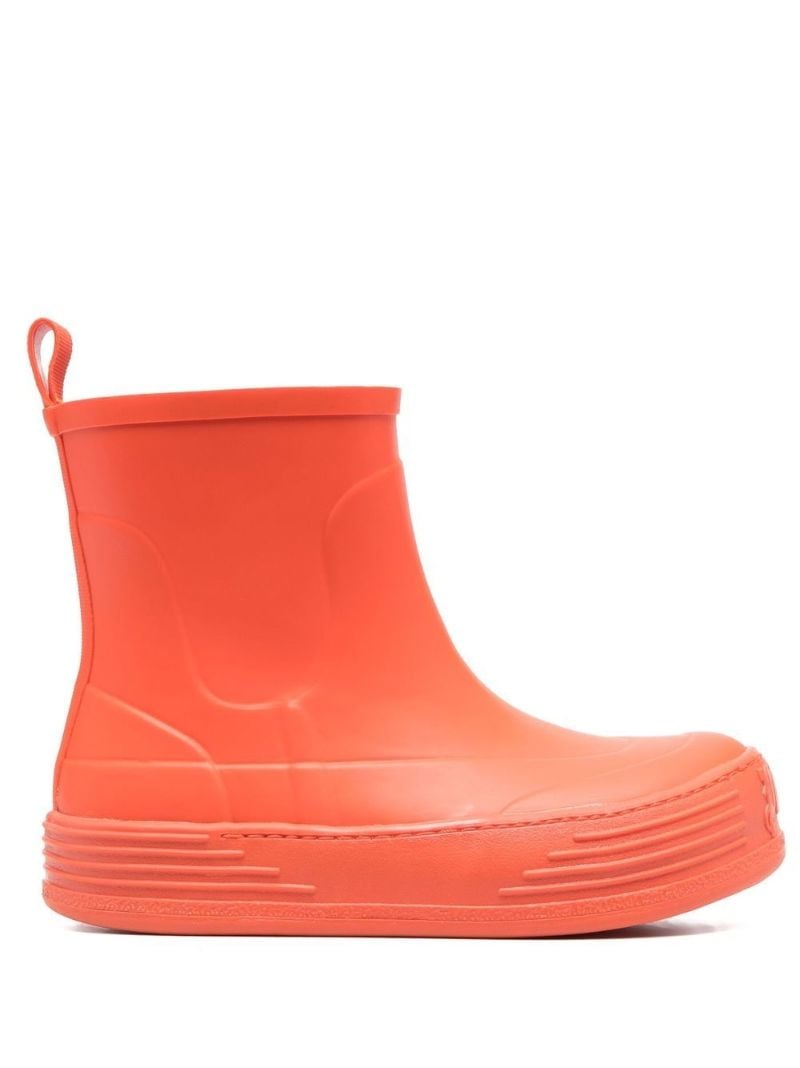 Red Flat Snow Boots