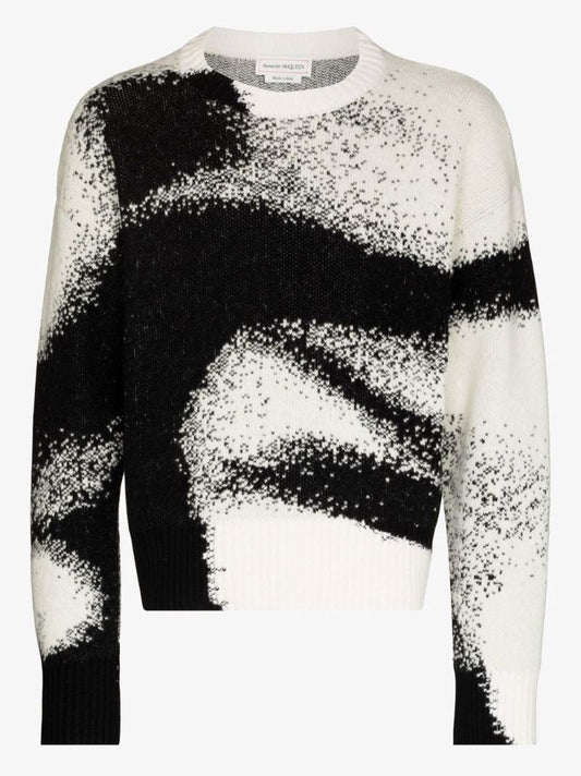 White Silhouette Motif BouclÃ_x0083_Â© Sweater