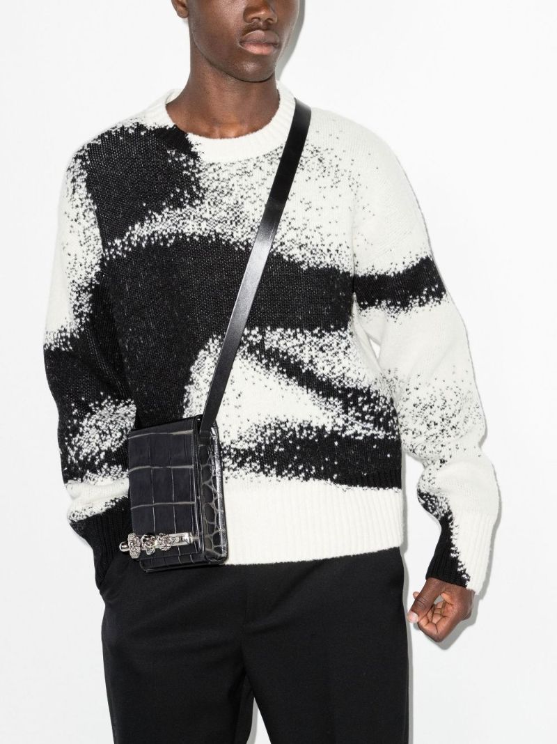 White Silhouette Motif BouclÃ_x0083_Â© Sweater
