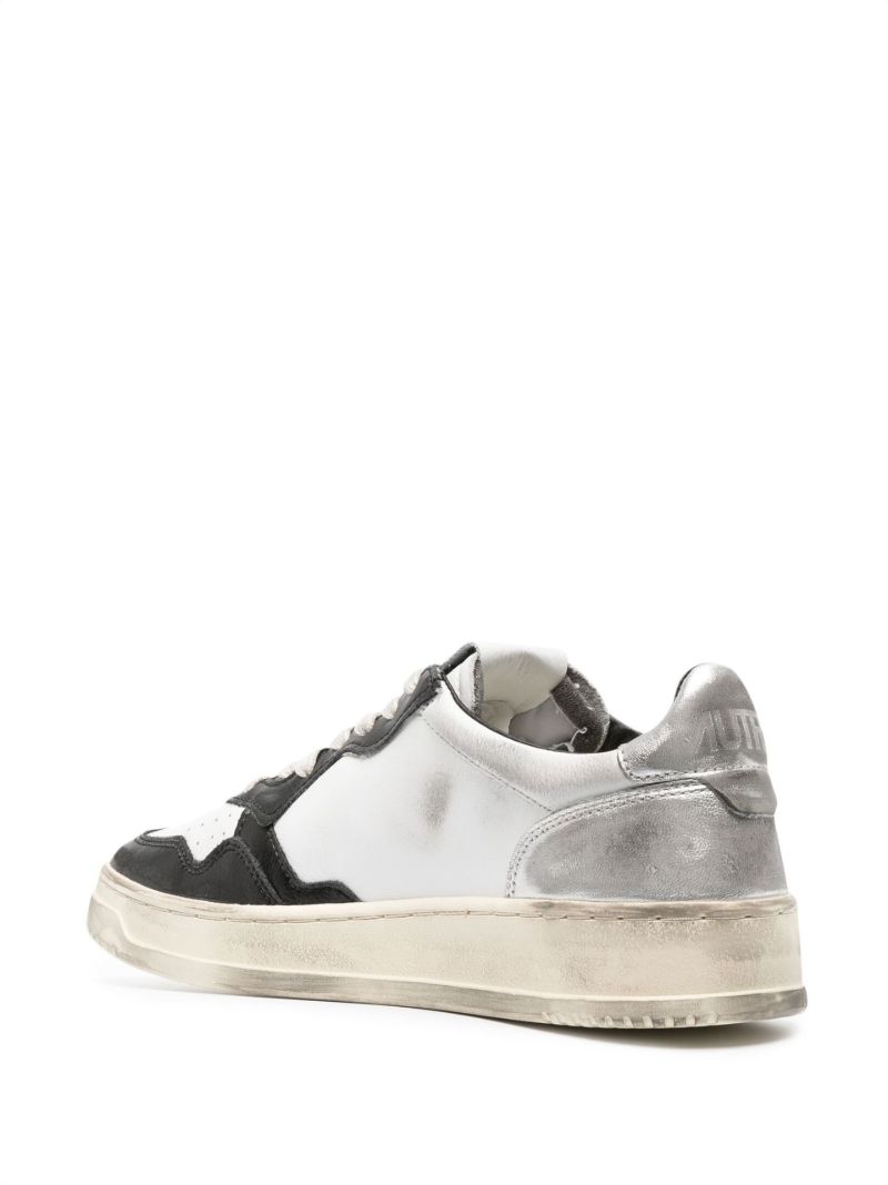 White Super Vintage Leather Sneakers