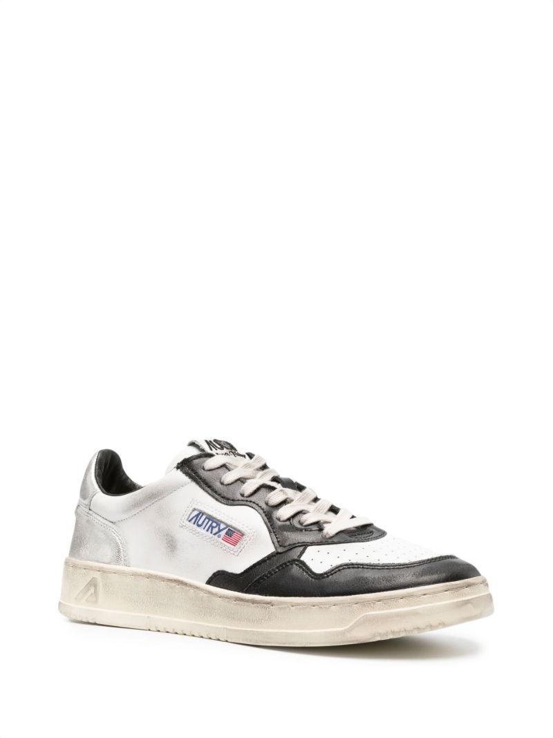 White Super Vintage Leather Sneakers