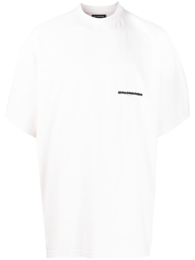 White Strike 1917 Oversized T-shirt
