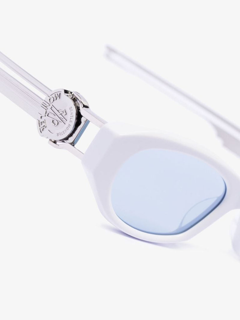 X Gentle Monster White Swipe 2 Rc3 Sunglasses