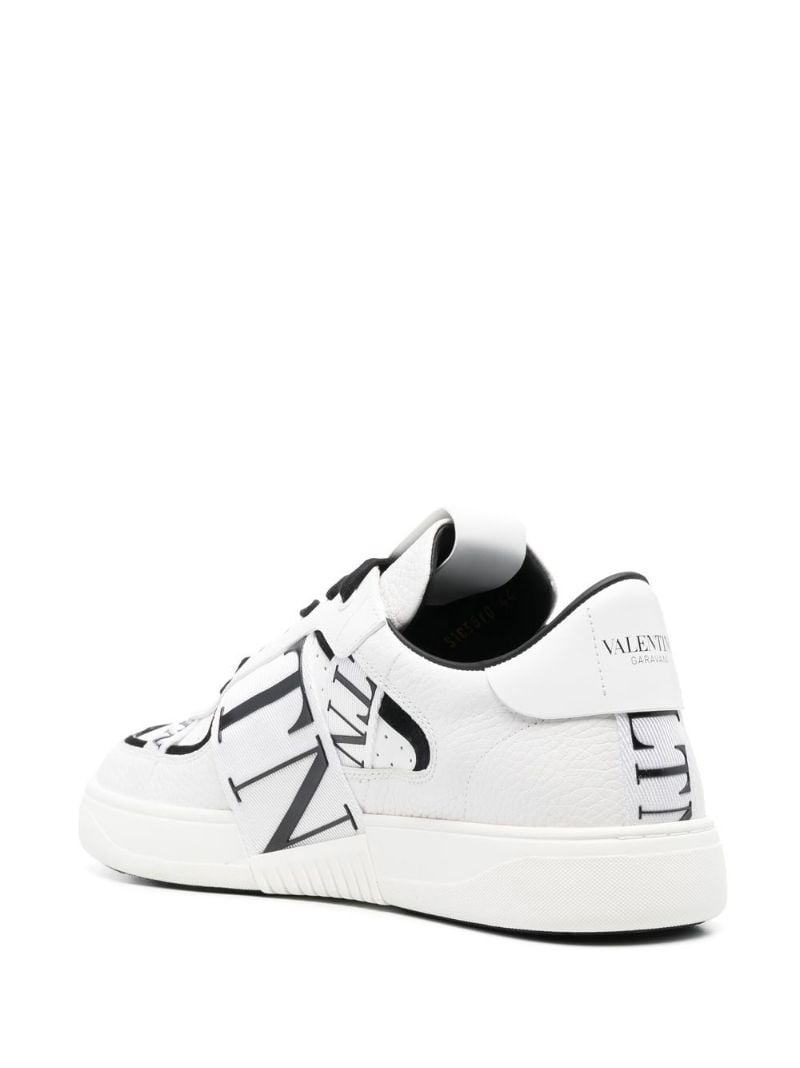 White Vl7n Low Top Leather Sneakers
