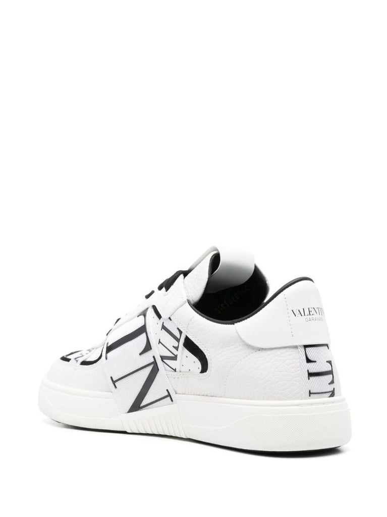 White Vl7n Low Top Leather Sneakers