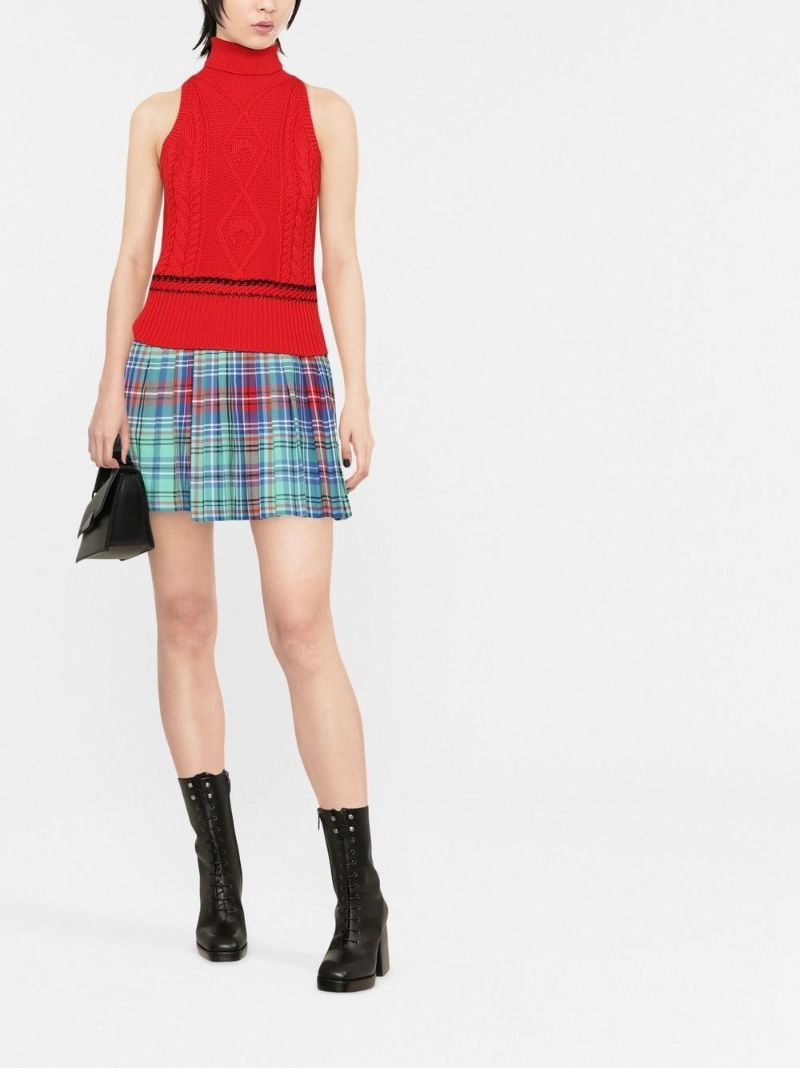 Red Sleeveless Cable-knit Wool Vest