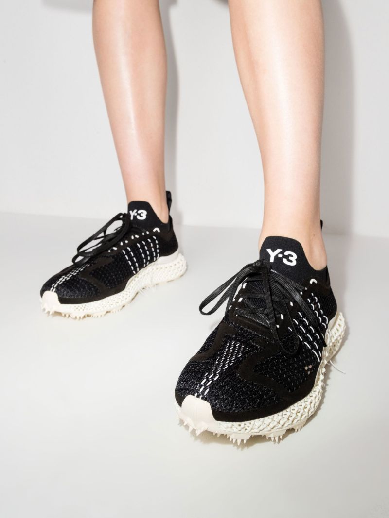 Black Runner 4d Halo Sneakers