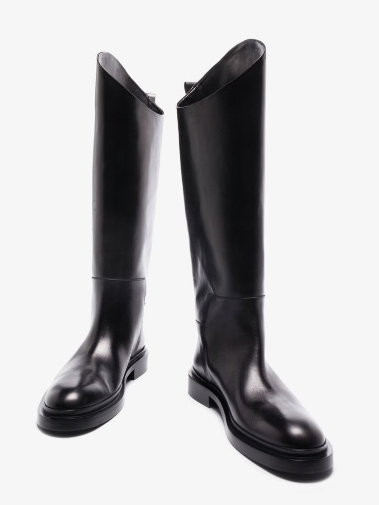 Black Knee-high Leather Boots