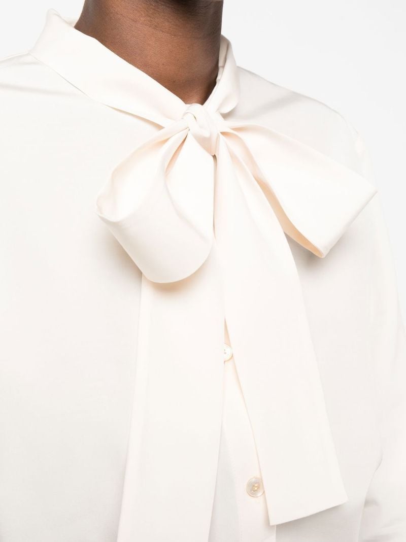 White LavalliÃ_x0083_Â¨re Collar Blouse