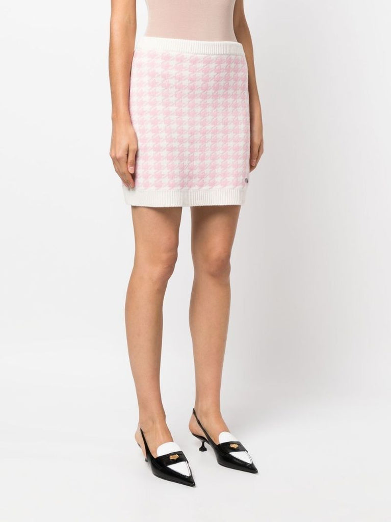 White Houndstooth Knitted Mini Skirt