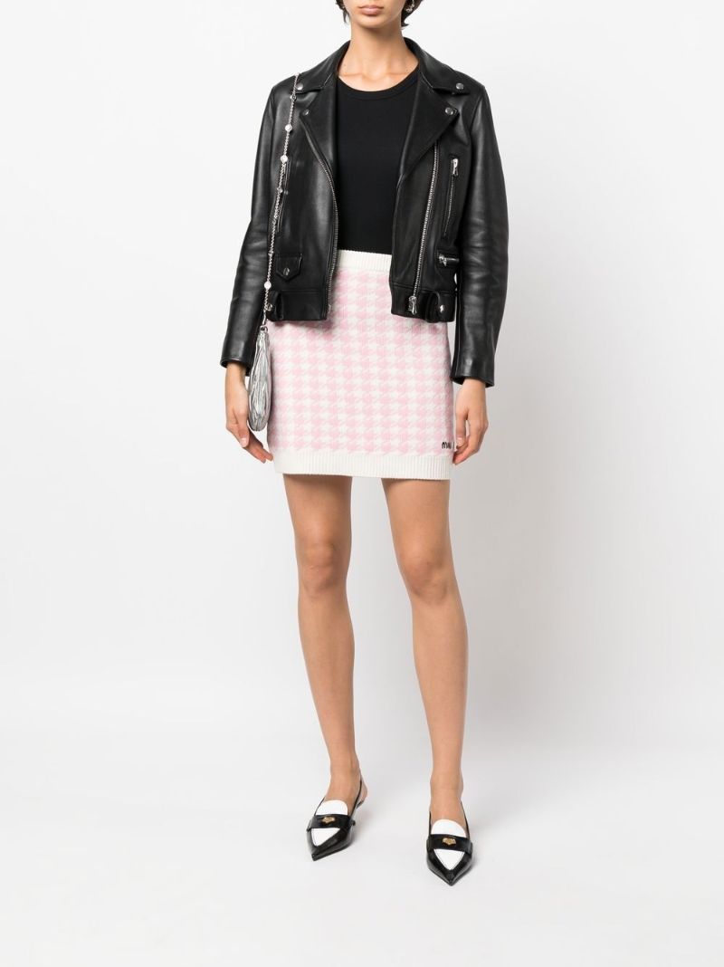 White Houndstooth Knitted Mini Skirt