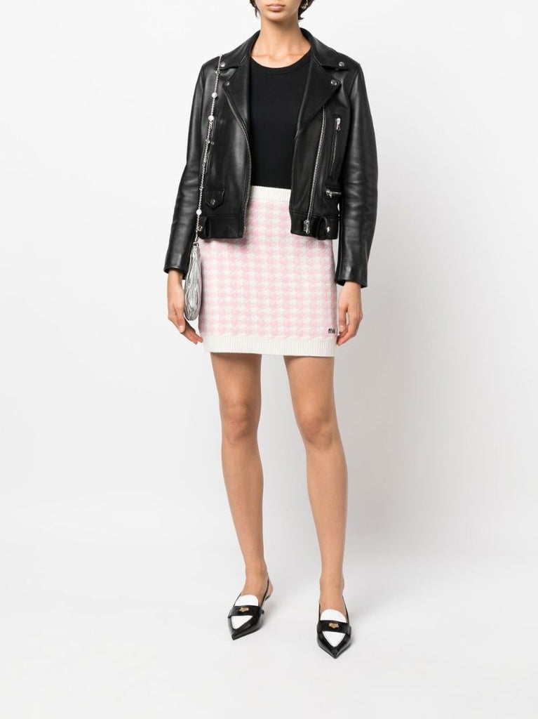 White Houndstooth Knitted Mini Skirt