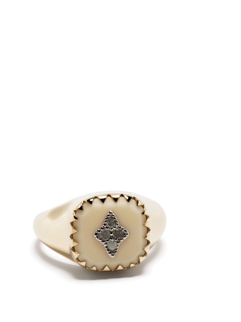 9k Yellow Gold Pierrot Diamond Ring