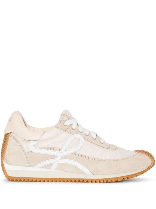 Neutral Flow Low-top Sneakers