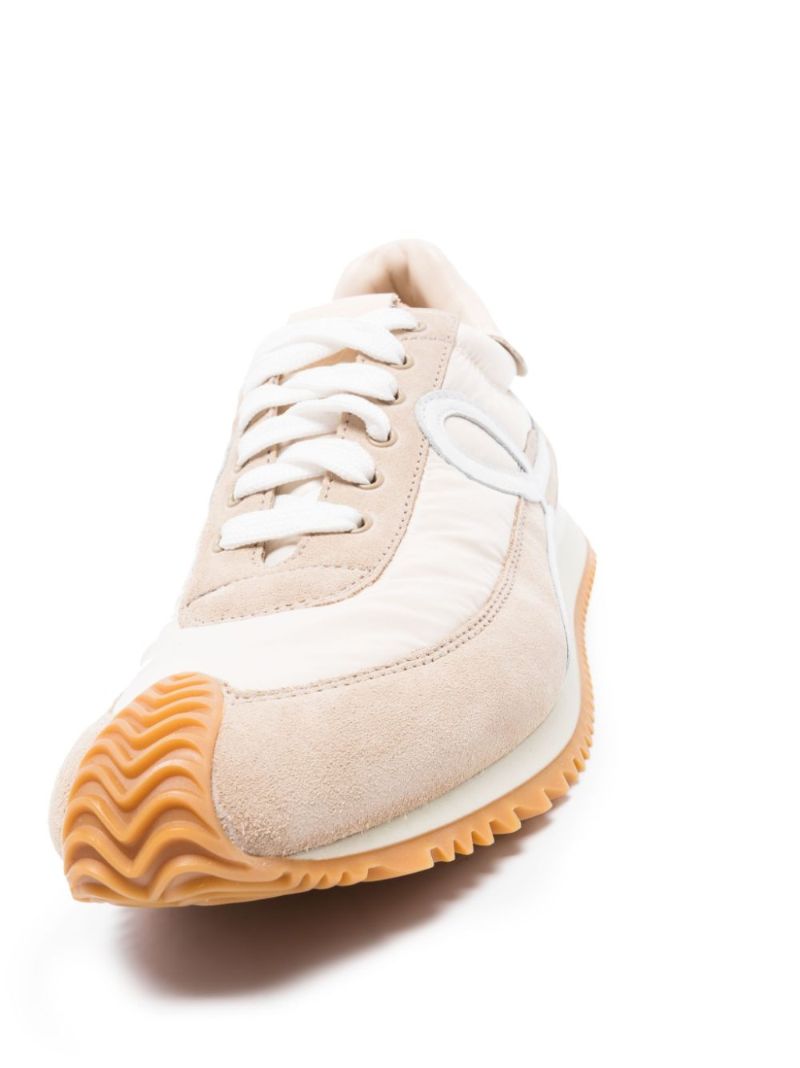Neutral Flow Low-top Sneakers