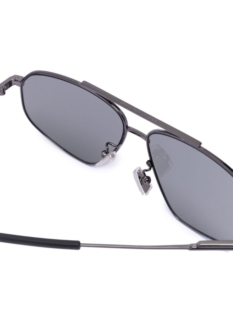 Black Ruth Pilot-style Sunglasses