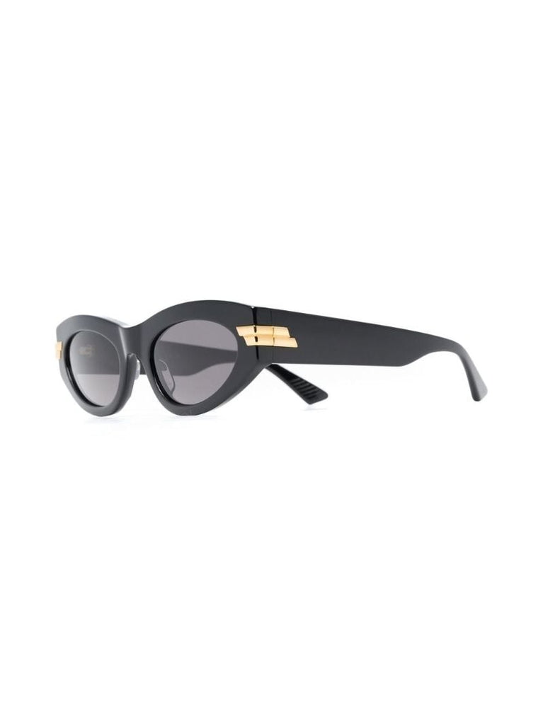 Black Cat-eye Sunglasses