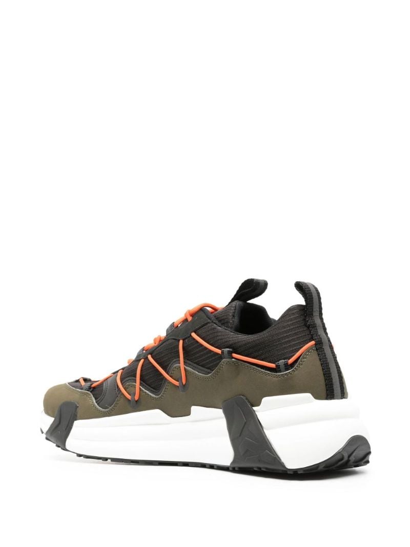 Black Compassor Low-top Nubuck Sneakers