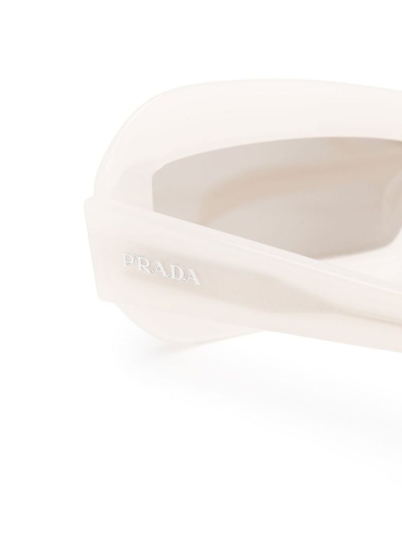 Grey Runway Sunglasses