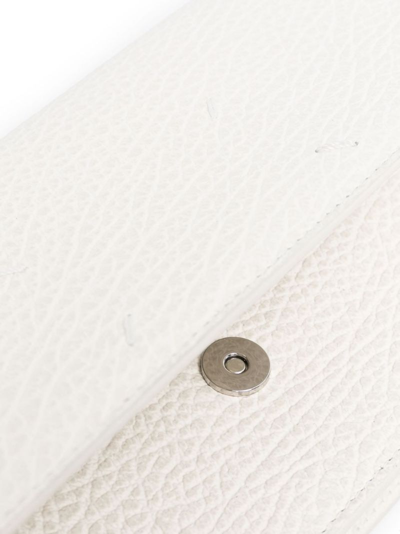 Neutral Four-stitch Leather Chain Wallet
