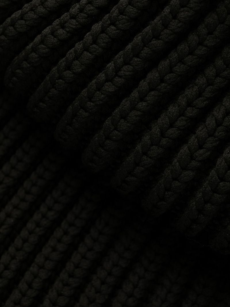 Black Ribbed Knit Scarf