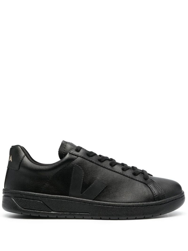Black Urca Low-top Sneakers