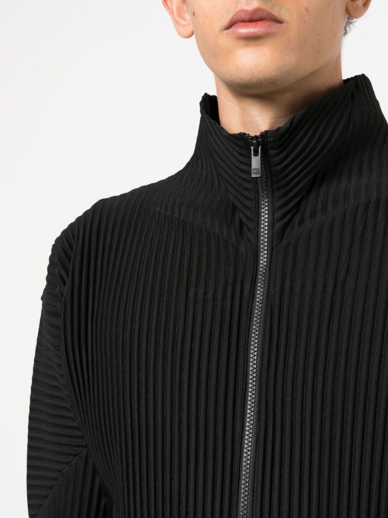 Black Pleated Zip-up Jacket