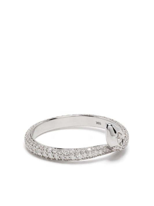 18k White Gold Diamond Ring