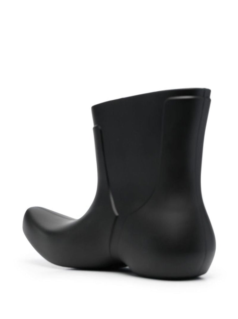 Black Excavator Curved Boots