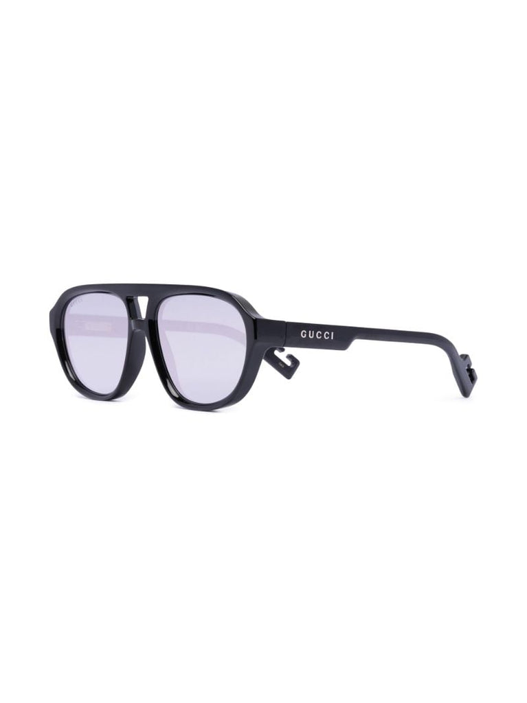 Black Pilot-style Sunglasses