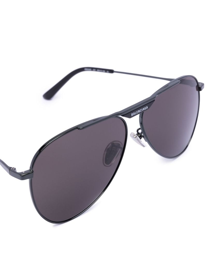 Black Aviator-style Sunglasses