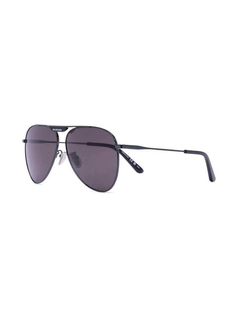 Black Aviator-style Sunglasses