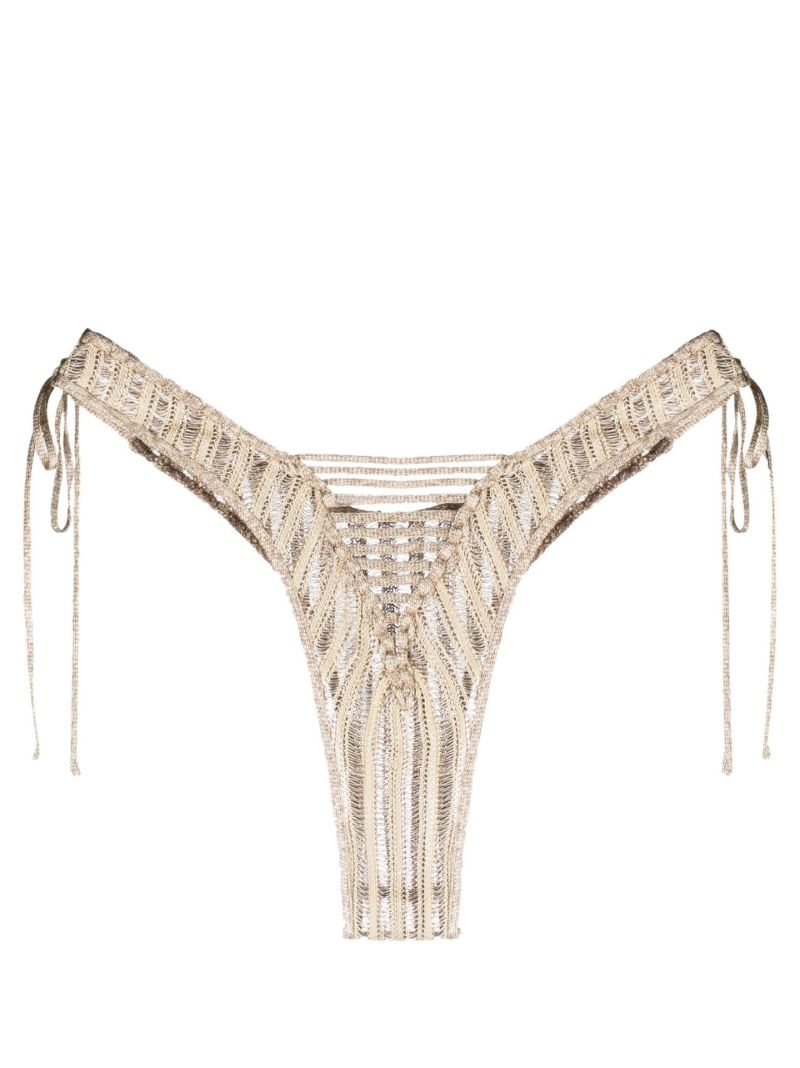 Neutral Reversible Expandable Briefs