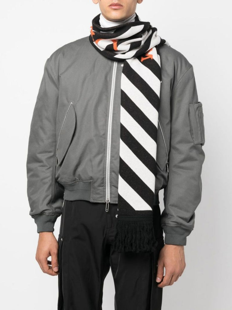 Black and White Diag Stripe Scarf