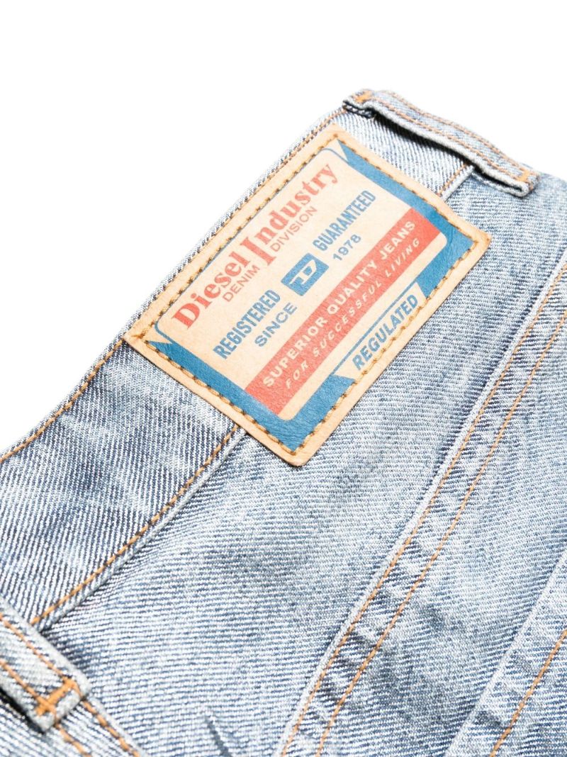 Blue 1994 Straight-leg Jeans