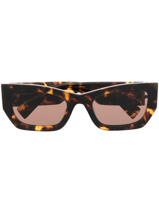 Brown Cat Eye Sunglasses