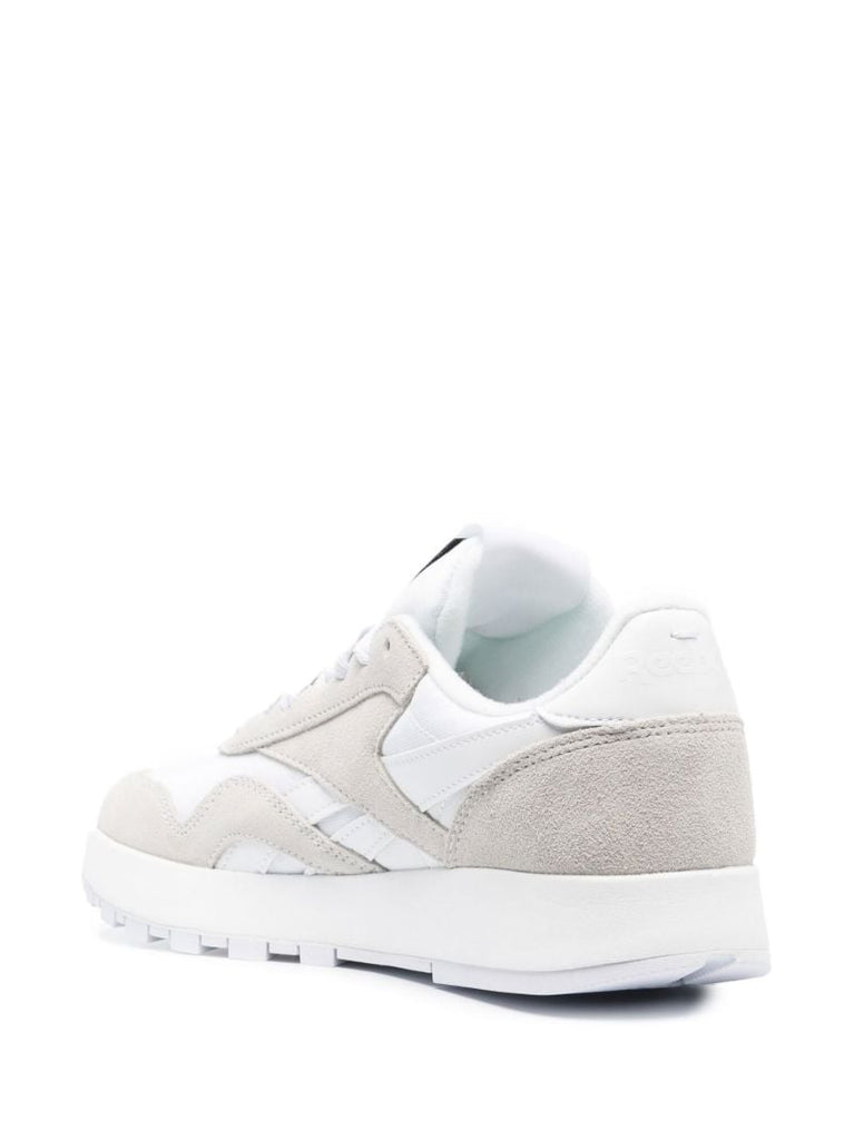 X Maison Margiela White Classic Tabi Sneakers