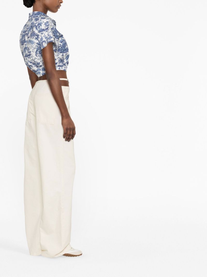White Belt-detail Jeans