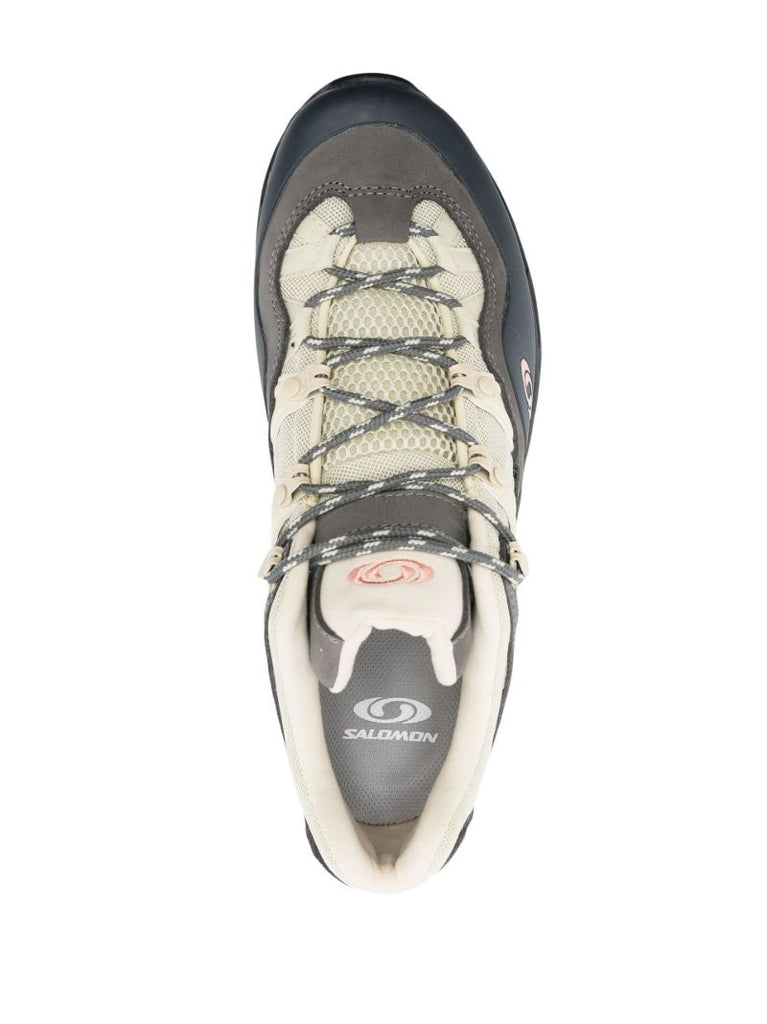 Neutral Xt-quest 2 Sneakers